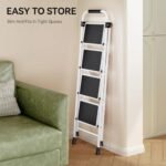 KINGRACK Escabeau 4 Marches Pliable, Escabeau Pliant avec Marchepied Antidérapant et Large, Mains Courantes, pour Adultes, Maison, Cuisine, Bureau, Escabot en Acier Robuste, Léger et Portable, Blanc – Image 8